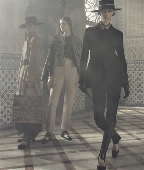 dior cruise 2023 vogue|dior cruise seville 2023.